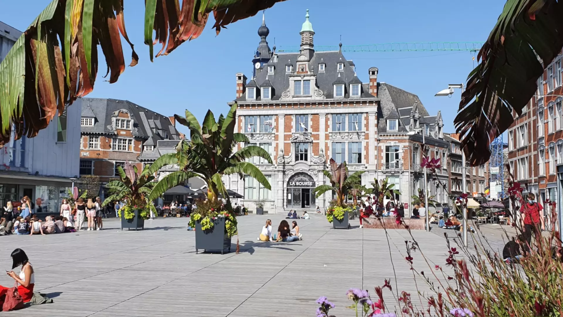 La Bourse place d'armes